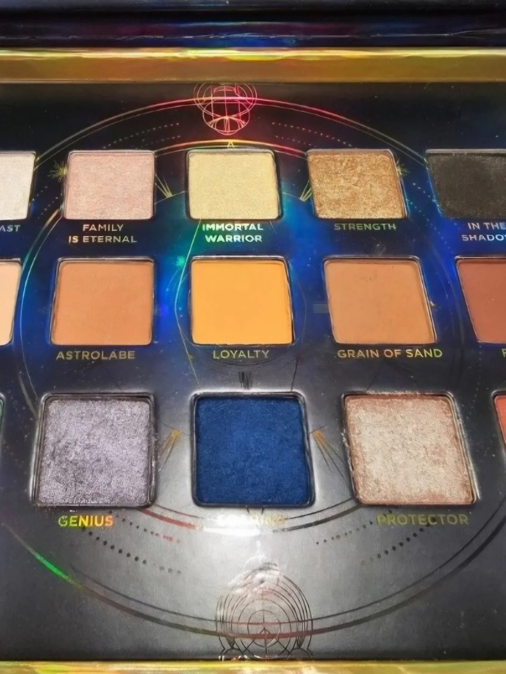 Urban Decay Marvel Eternals Eyeshadow 3D Pop Up Palette & Highlighter Set